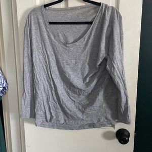 Lululemon Back in Action V neck - size 4